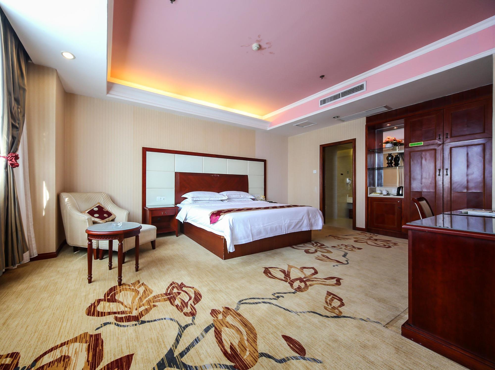 Vienna International Hotel Shanghai Songjiang Екстериор снимка