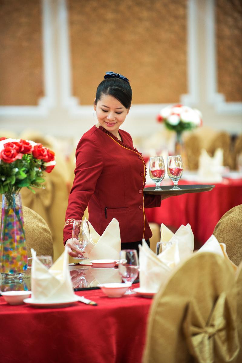 Vienna International Hotel Shanghai Songjiang Екстериор снимка