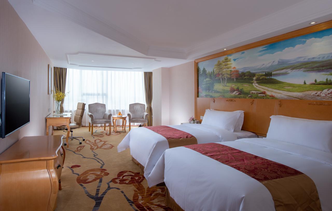 Vienna International Hotel Shanghai Songjiang Екстериор снимка