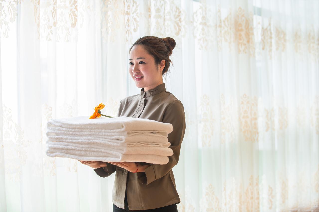 Vienna International Hotel Shanghai Songjiang Екстериор снимка